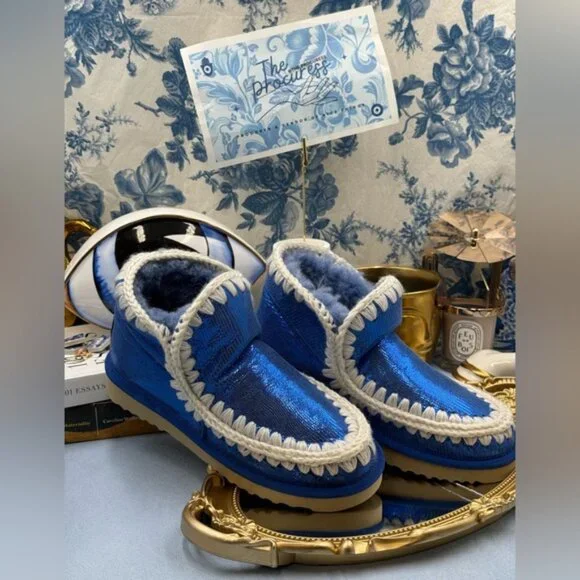 🆕 MOU 🧿 NWOT WOB Metallic Stingray Effect Blue Eskimo Ankle Boot, Sz EU 37 - Picture 2 of 13